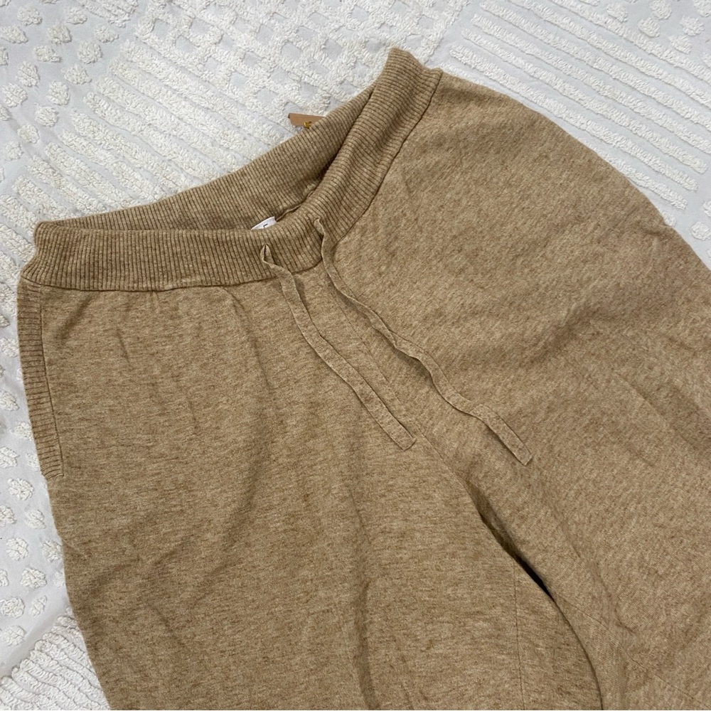 Tan pants 14/16